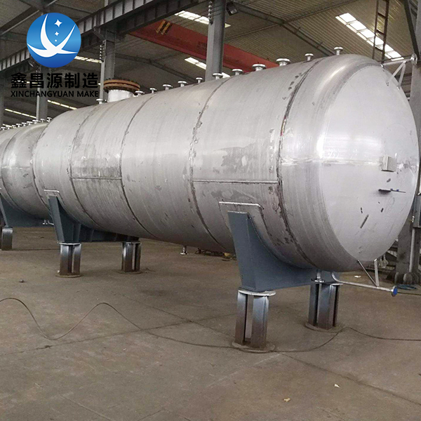 不鏽鋼化工儲罐.jpg